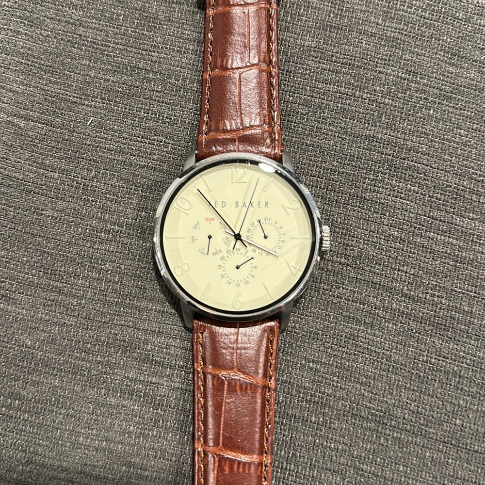 Ted Baker watch - Picture 7 of 8